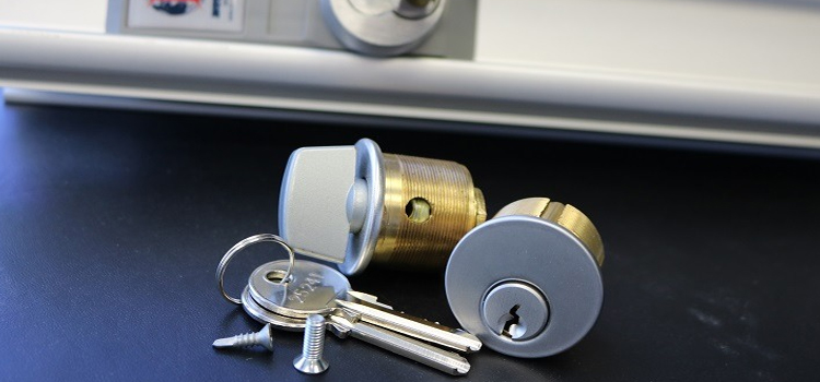 Commercial Lock Installation Woodlake